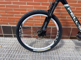 Bicicleta Montaña Pellis Phantom Negra