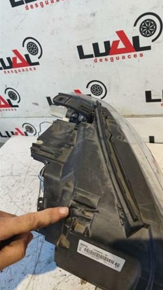 Bmw 115469 faro izquierdo serie 1 berlina e81 e87