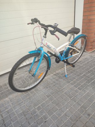 Bicicleta B'Twin Blue 24 Pulgadas 6 Velocidad