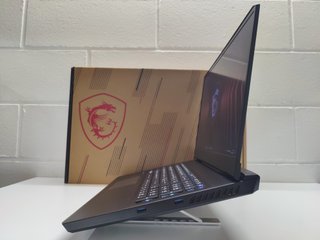MSI i7 Nvidia 3080Ti 16GB Ram 32GB SSD 2TB 17,3