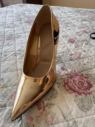 Zapatos de tacón ALDO dorados talla 37