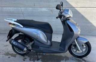 Honda 125cc Plata Scooter PS125