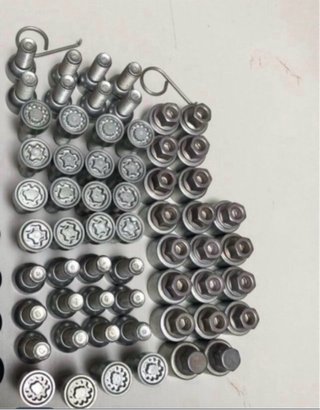 TORNILLOS ANTIRROBO VW GOLF AUDI SEAT VW T5 T6.1