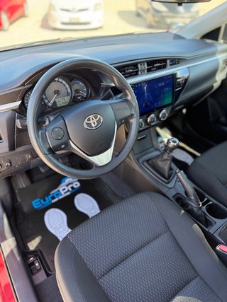 TOYOTA Corolla Sedan 1.33 VVTi Dual Active