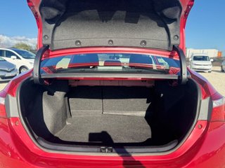 TOYOTA Corolla Sedan 1.33 VVTi Dual Active