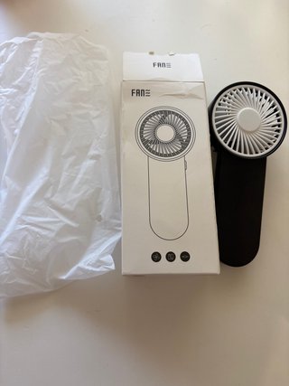 Ventilador Portátil Negro y Blanco