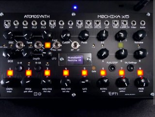 Sintetizador Mochika X5 AtomoSynth