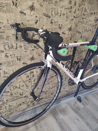 Bicicleta de carretera carbono