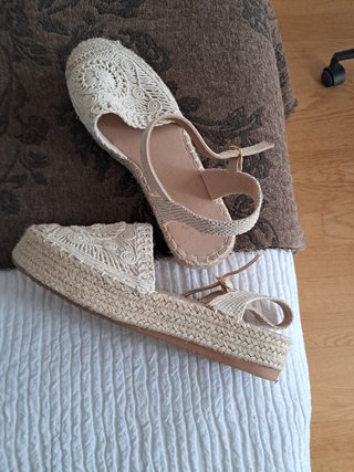 Sandalias de verano beige