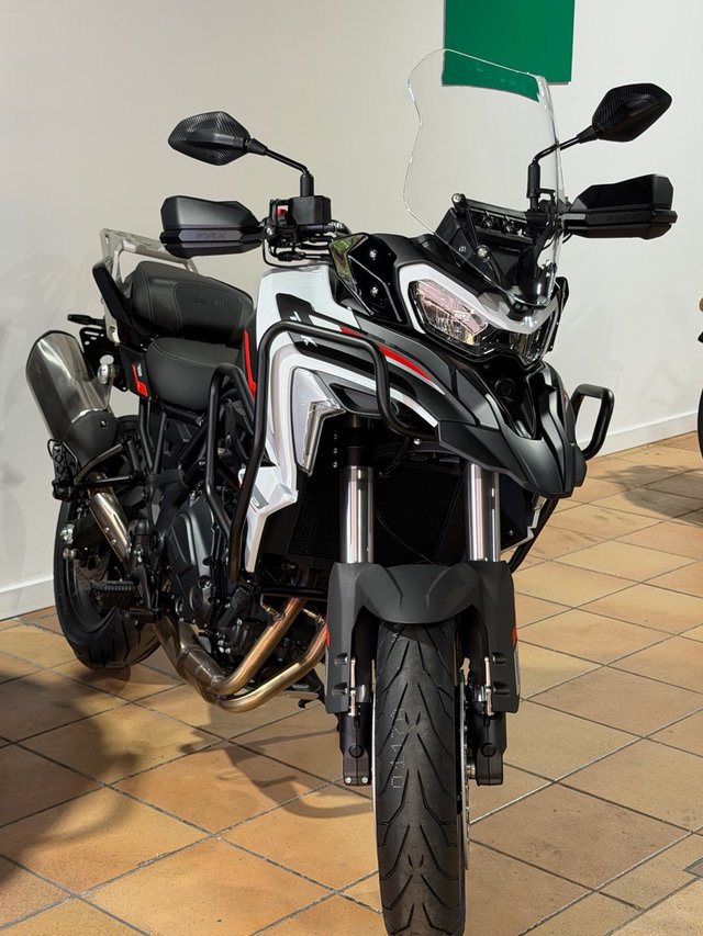 Benelli Trk 702