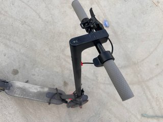 Patinete eléctrico en buen estado