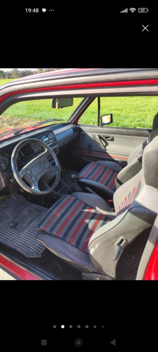 Volkswagen Golf GTI Turismo Rojo