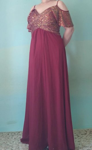Vestido de fiesta largo dorado y rojo