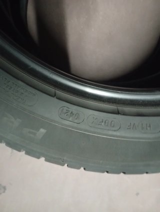 2 Neumáticos Michelin 225/50/18 V