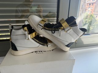 Giuseppe Zanotti Piel Blanco y Negro T.42 (5)