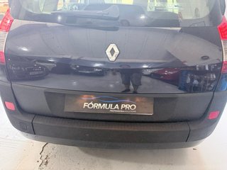 Renault Scenic 1.6 ( 132 900 kms ) Etiq C