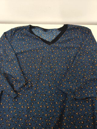 Blusón mujer estampado azul y marrón