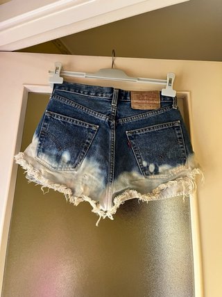 Shorts Levi's vaqueros con estampado étnico