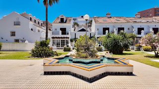 Casa adosada en venta en Zona Sohail en Fuengirola