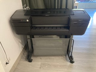 Plotter HP DesignJet Z9+, + 1 rollo canva y foto