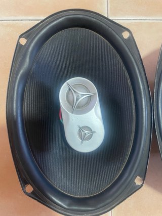 Altavoces JBL gto936e 6x9 3 vías 100W RMS