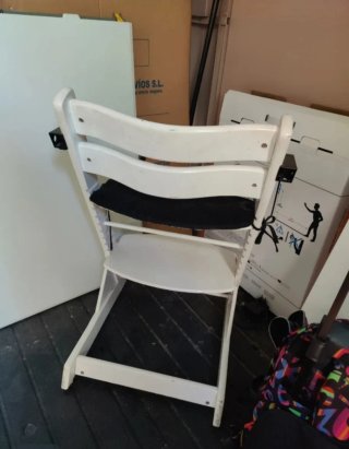 Trona evolutiva, tipo stokke