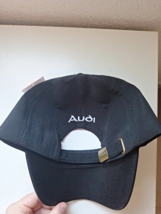 Gorra Audi RS Negra y Roja