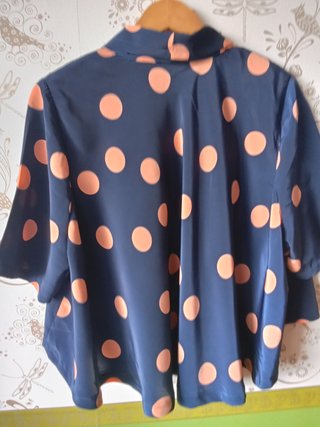 Blusa lunares rayón años 90 Talla 48