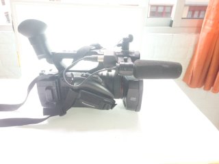 Camara de Video Panasonic HC X1 4K y T. Manfrotto