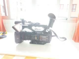 Camara de Video Panasonic HC X1 4K y T. Manfrotto