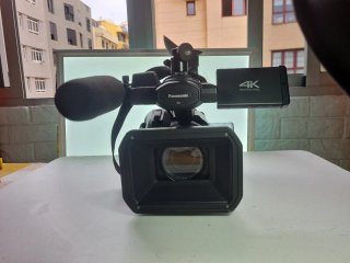 Camara de Video Panasonic HC X1 4K y T. Manfrotto