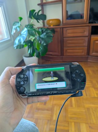 PSP 1004 + accessori + giochi
