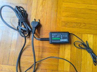 PSP 1004 + accessori + giochi