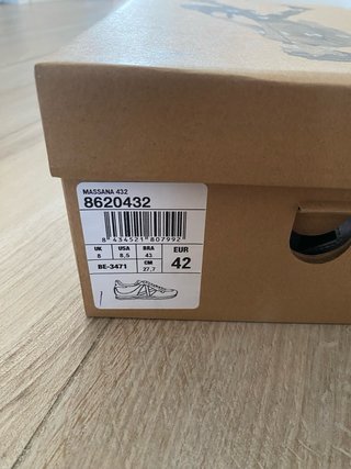 Zapatillas Munich Talla 42 Negras y Plateadas