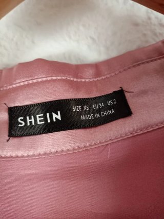 Camisa rosa satinada SHEIN XS