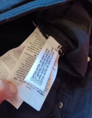 Pantalón vaquero Mango negro talla 40