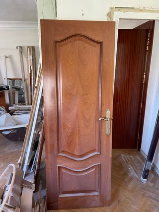 Lote de puertas de madera