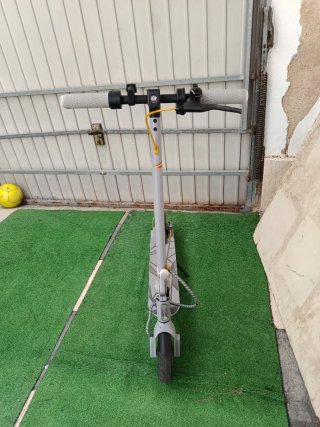Patinete eléctrico Mascooter gris