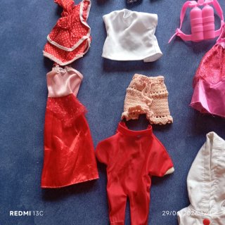 Set di abbigliamento per Barbie e altre bambole