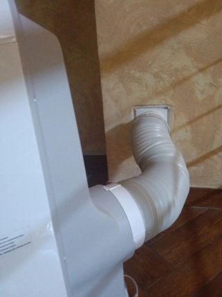 Aire Acondicionado Portátil Daitsu Blanco