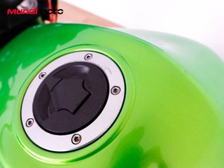 KAWASAKI ER-6N
