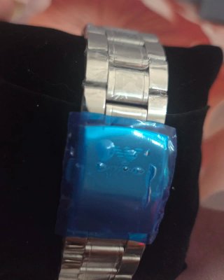 Reloj de metal Nuevo en Caja