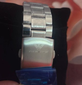 Reloj de metal Nuevo en Caja
