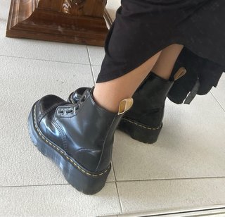 Botas Dr. Martens negras con cremallera