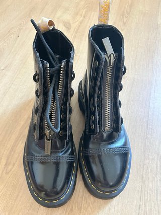 Botas Dr. Martens negras con cremallera