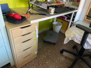 Escritorio con cajonera 120
