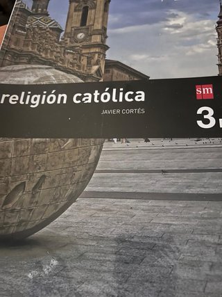 Varios libros para el próximo curso escolar