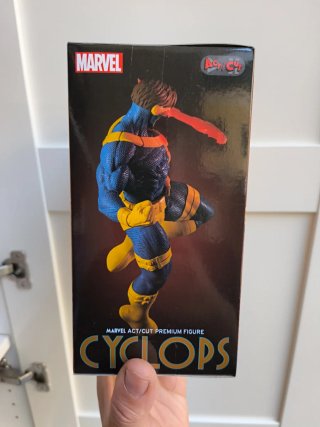 Figura Sega Luminasta Cyclops Marvel