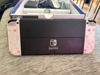 Nintendo Switch OLED con 3 juegos