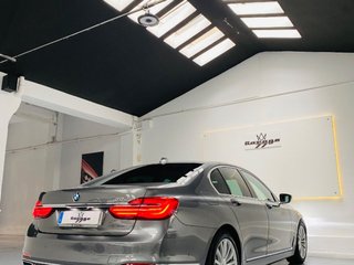 BMW Serie 7 730dA